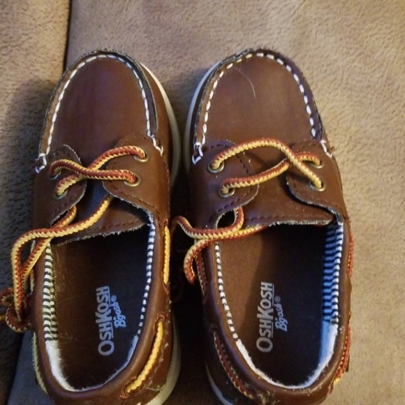 Children's shoes - Picture 2 of 2